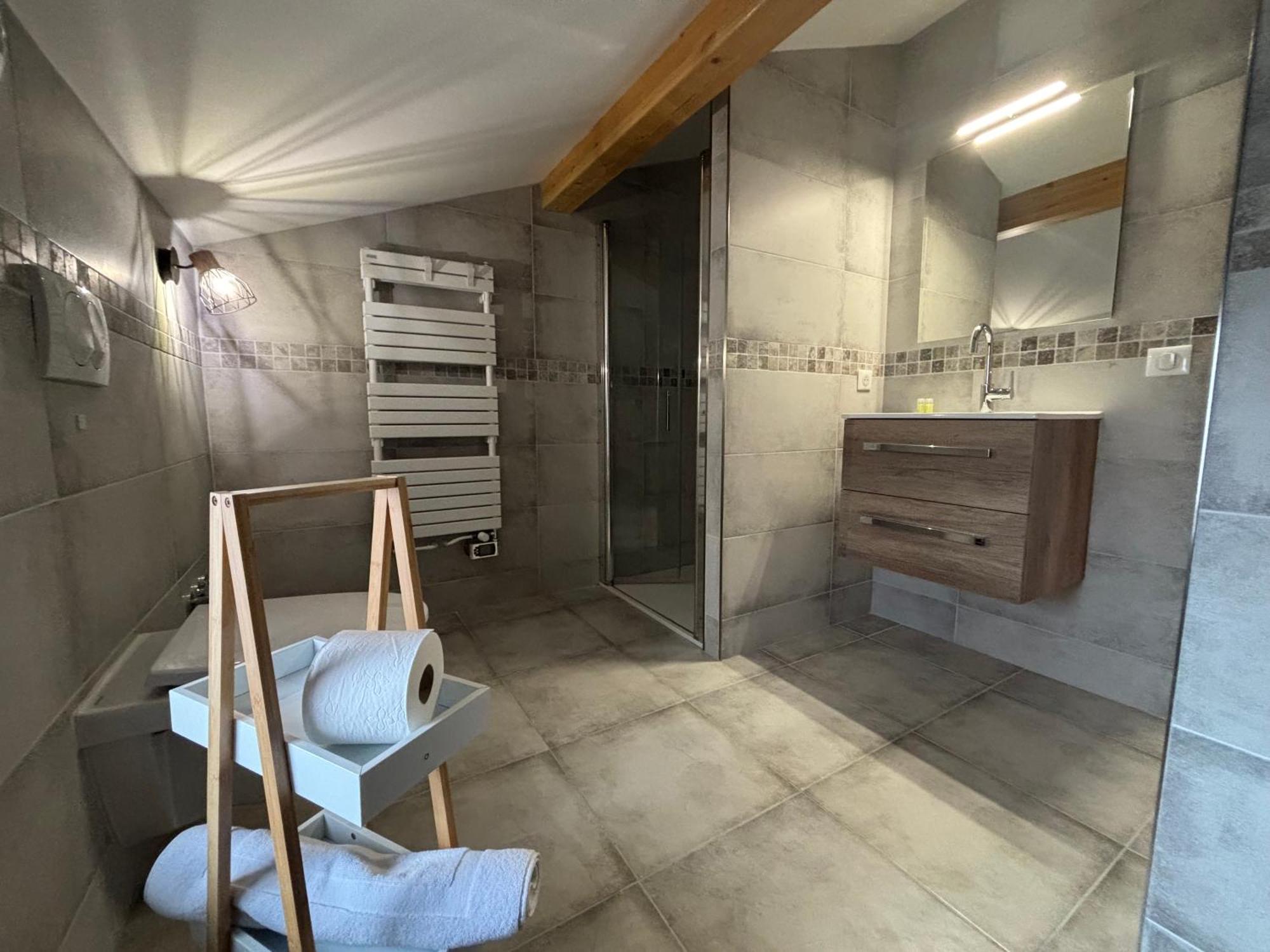 L'Auberge De Montsalier Bagian luar foto